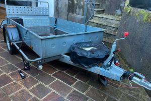 Carrello rimorchio trasporto cose, porta tutto