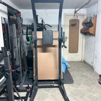 Training station 900