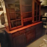 Mobili salotto in massello di abete tinto noce