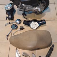 ricambi vespa lx150