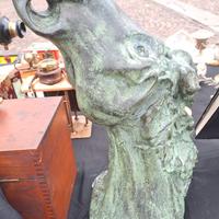 scultura in bronzo