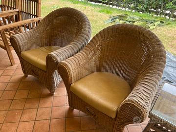 Salotto in vinini - Poltrone e tavolino