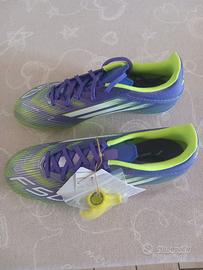 scarpe da calcio taglia 43 1/3 nuove