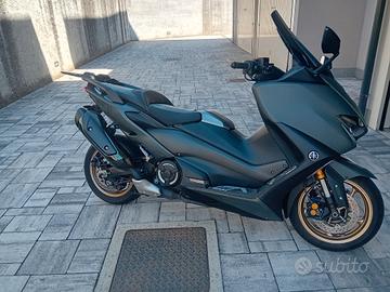 Tmax 560 tech