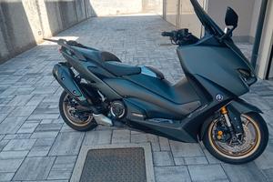 Tmax 560 tech