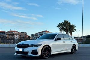 Bmw serie 3 330e Msport