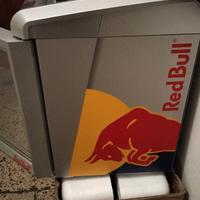 mini frigobar Red bull 