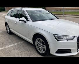 AUDI A4 5ª serie - 2017
