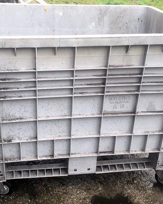 Contenitore usato plastica con ruote Cm 117X80X65