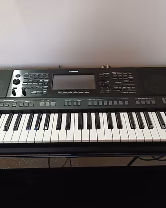 Tastiera Yamaha SX920 