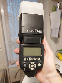 Flash YONGNUO Speedlite YN560-III attacco Nikon