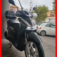 Honda sh 125 abs+rate+garanzia+patente b+unico pro