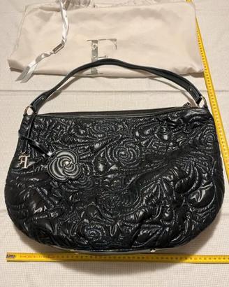 Borsa griffata  FERRE’