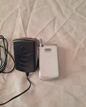 Telefono MOTOROLA T720i VINTAGE ANNI 2000 COLLEZI