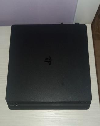 ps4 con accessori 