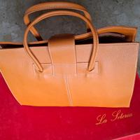 Borsa per donna in pelle marrone chiaro