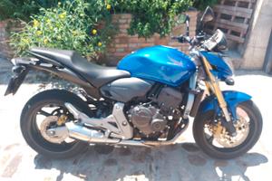 Honda hornet 600