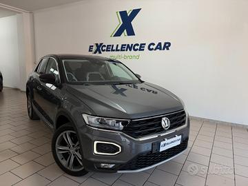 Volkswagen T-Roc 1.6 TDI 116CV SCR R-LINE 17" LED