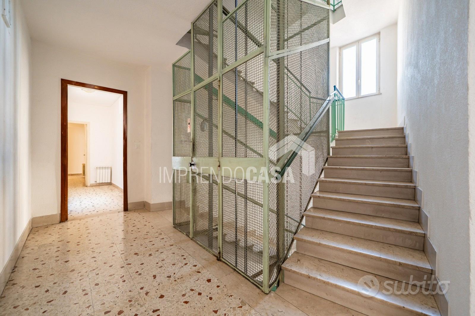 Appartamento – Palermo, Villaggio Santa Rosalia, IV Circoscrizione - Altro