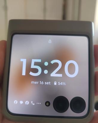 Motorola razr 70