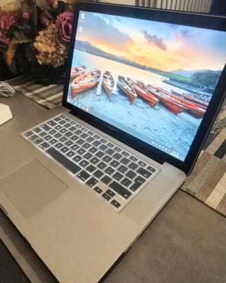 MacBook Pro i7 16GB RAM 250GB SSD