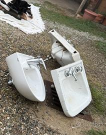 Tre lavabi usati – ideali per ricambi o riuso