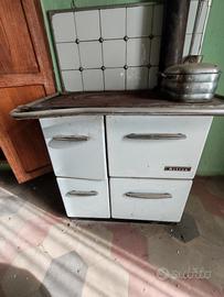 Stufa a legna helios