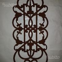 Decoro in ghisa d'epoca
