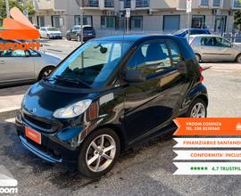 SMART fortwo 2 serie fortwo 800 40 kW coup pu...