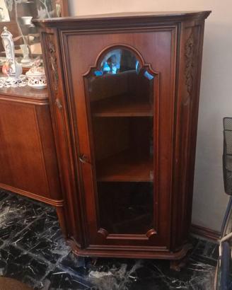 Mobile in legno