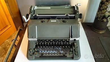 MACCHINA DA SCRIVERE HERMES