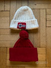 2 berretti in lana Napapijri e Ben Alder