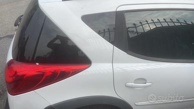 Peugeot 207 sw 1,6 hdi 2700 euro