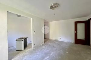 2 LOCALI A COASSOLO TORINESE