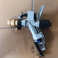 irrigatore attacco femmina 1"