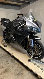 Yamaha r1 2005