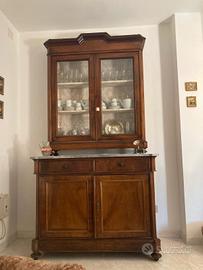 Credenza antica 