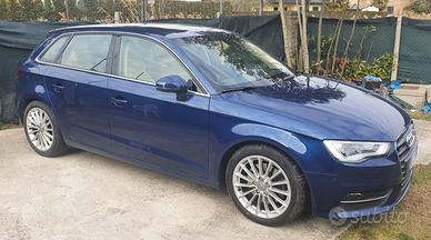 Audi A3 Sportback 2.0 tdi Quattro S-Tronic -184cv