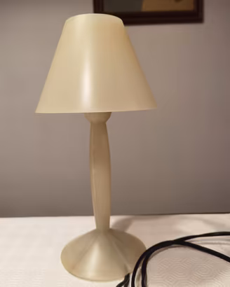 Lampada Flos Miss Sissi di Philippe Starck