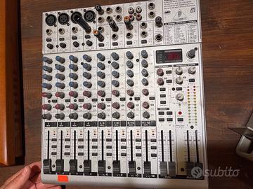 Mixer behringer