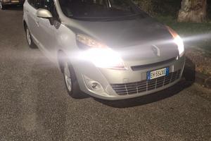 Renault Megane Scenic  3 serie