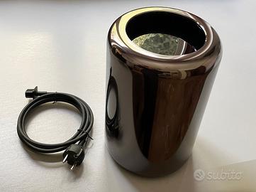 Apple Mac Pro - Xeon 32GB RAM 1TB SSD FirePro D500