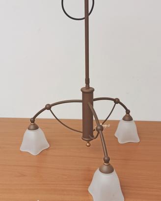 Lampadario rustico antico