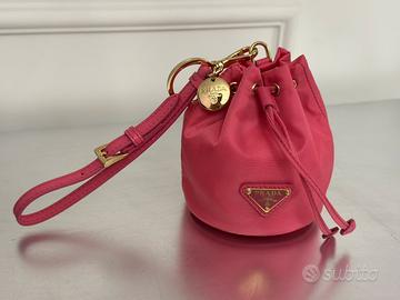 Prada Re-Edition  Mini Pouch Nylon Peony Pink
