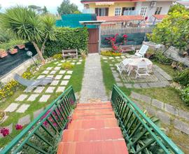 Villa singola con box