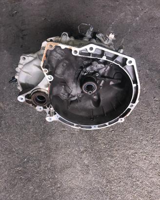 Cambio marce ford fiesta benzina anno 2018 5 marce