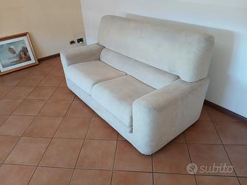 divano 2 posti