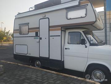  Ford Transit mansardato
