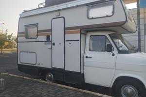 Ford Transit mansardato