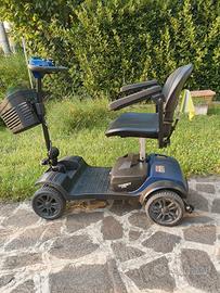 Scooter elettrico per anziani e disabili